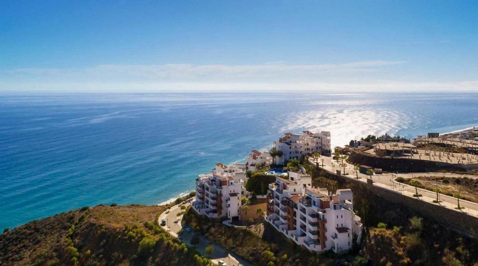 Apartamento Con Impresionantes Vistas Al Mar Torrox Bagian luar foto