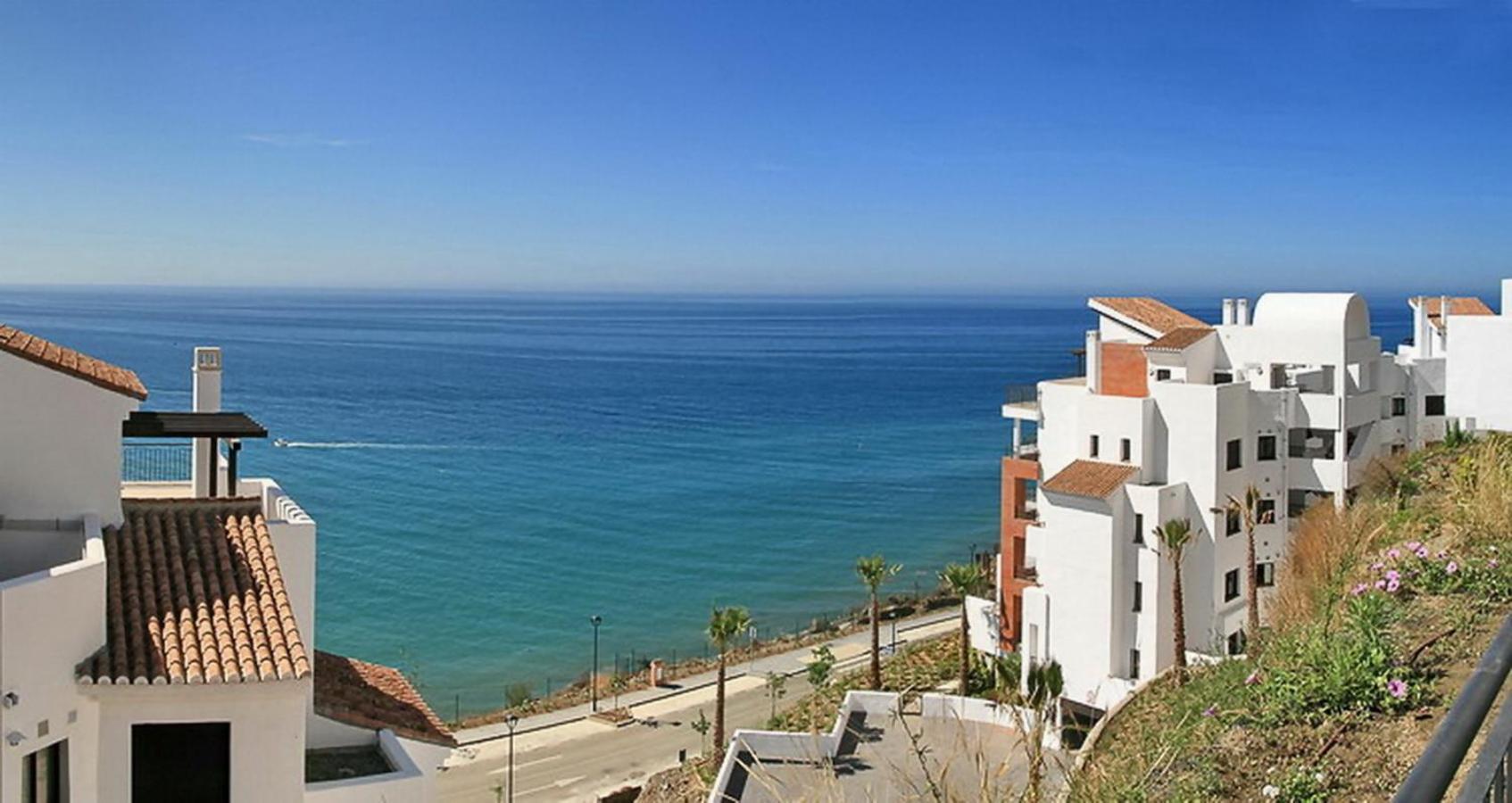 Apartamento Con Impresionantes Vistas Al Mar Torrox Bagian luar foto